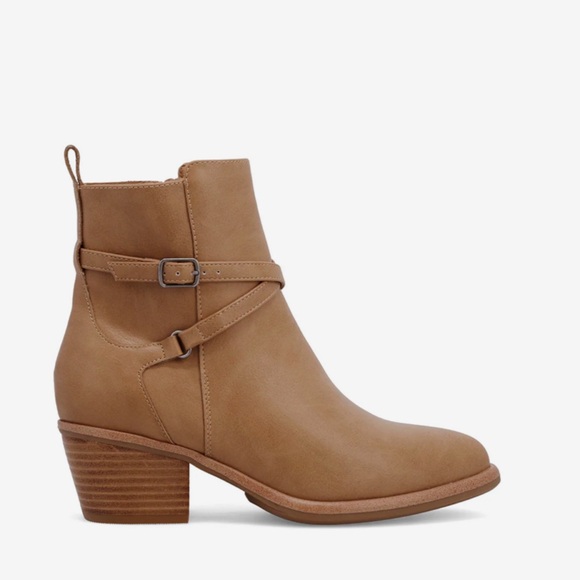 MIA Shoes - MIA Satina Boots Size 6.5